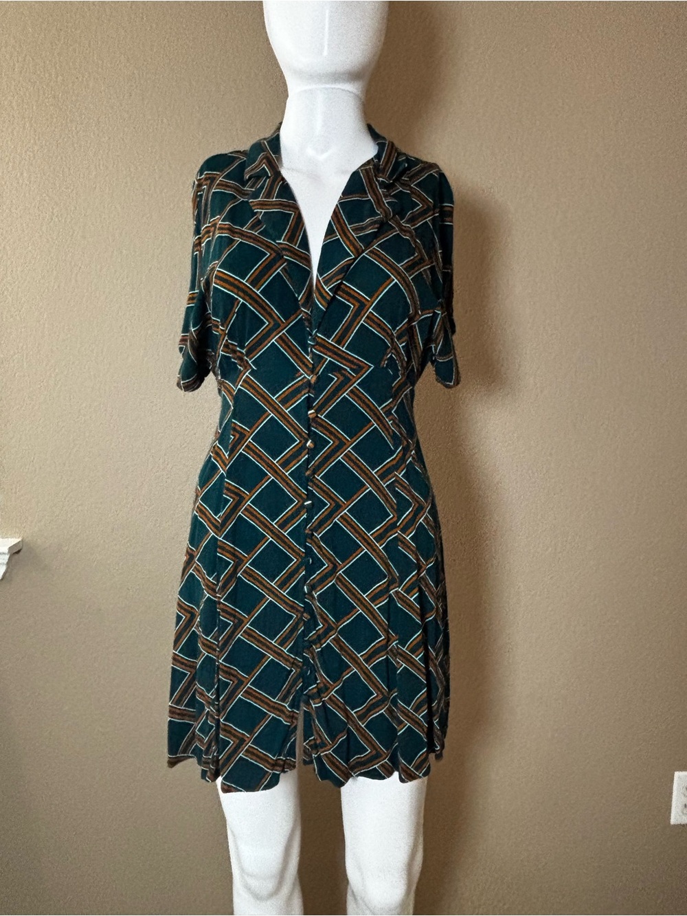 One Clothing Los Angeles Retro Geometric Button Front Collared Dress Sz Small